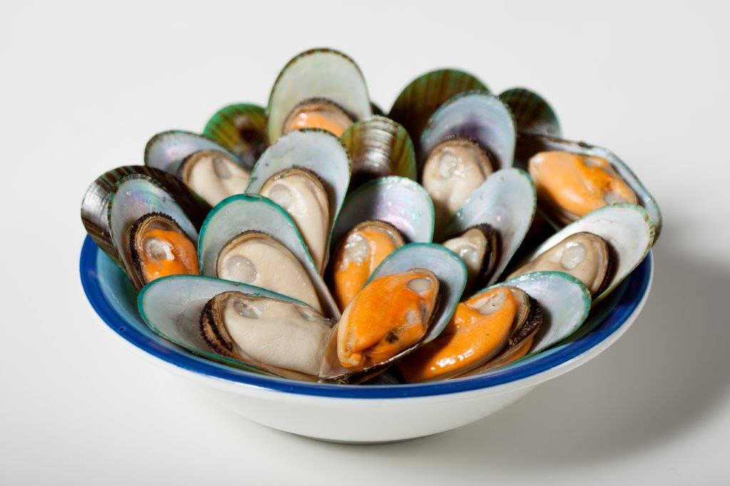 New Zealand Mussels green lip 2LB BOX $9.95